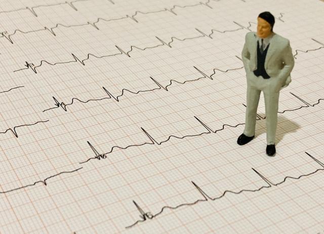 心電図検査の点数・算定要件・適応疾患について